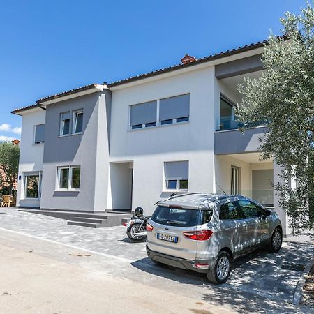 Apartman Suzi PUY Exterior foto