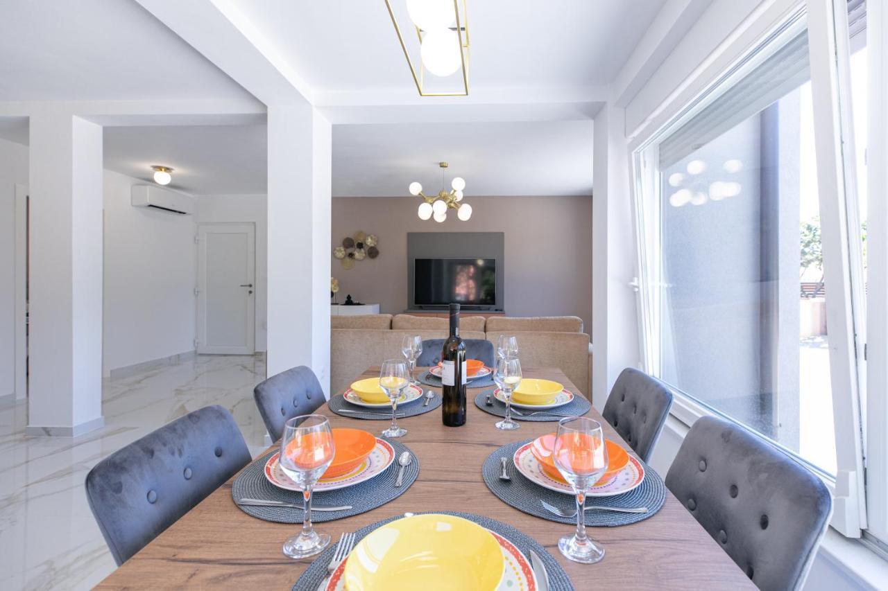 Apartman Suzi PUY Exterior foto