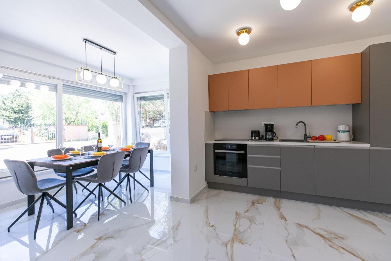 Apartman Suzi PUY Exterior foto
