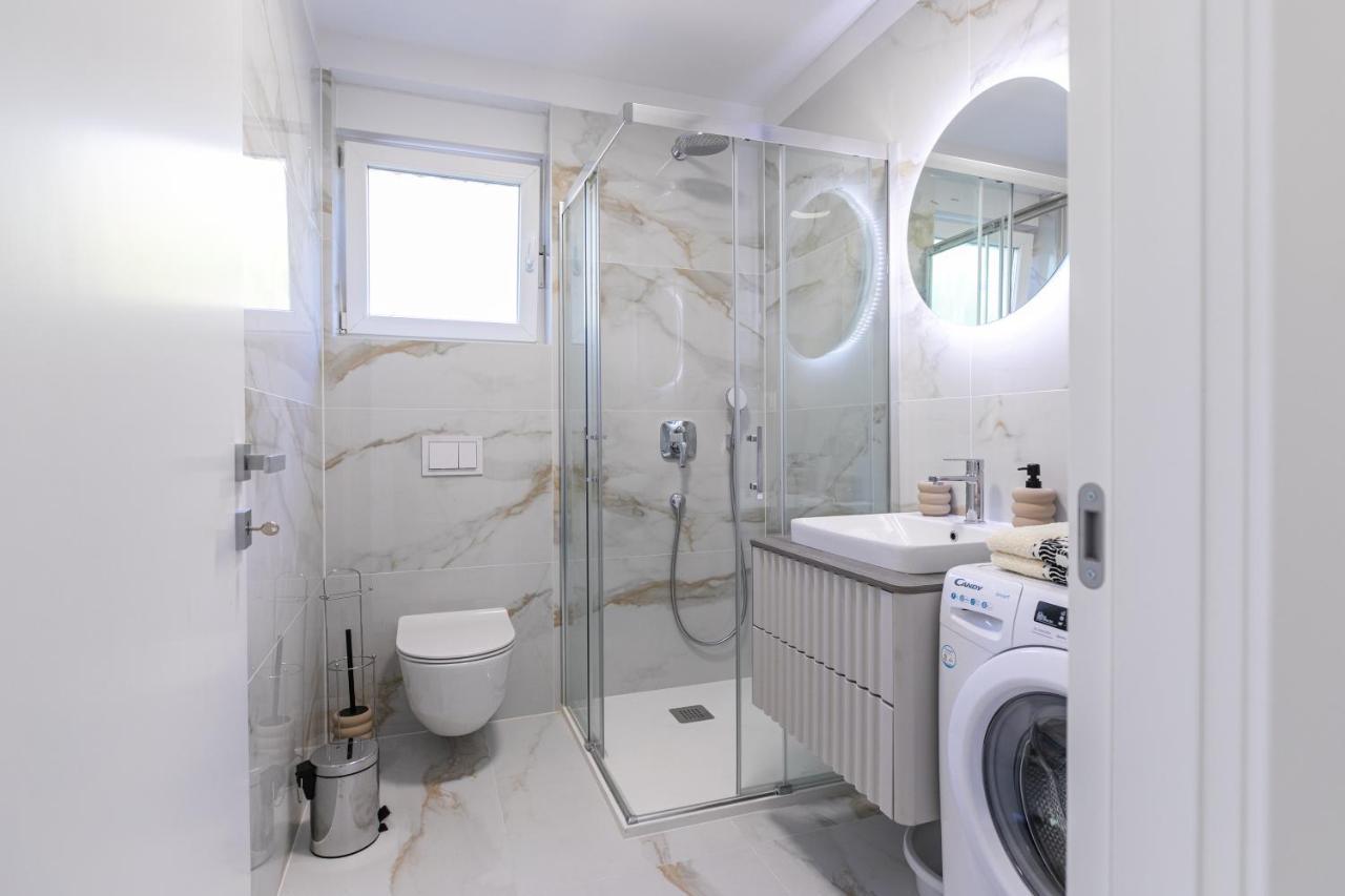 Apartman Suzi PUY Exterior foto